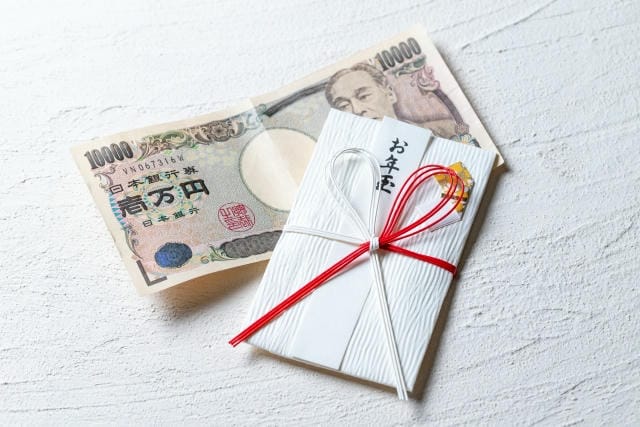 お年玉とお小遣いは別にするべき？分けるメリットや金銭教育のコツ
