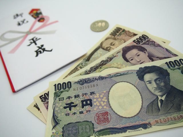 お年玉の金額で使える語呂合わせとは？縁起の良い金額や面白い渡し方